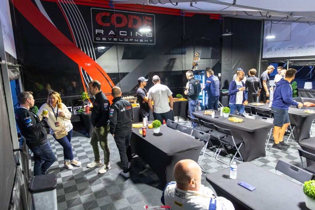 Hospitalités — CODE Racing Development